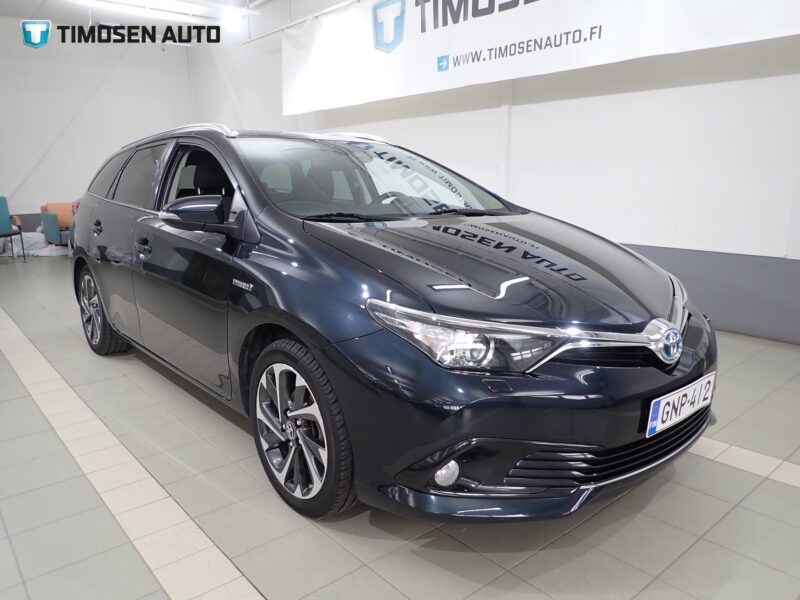 TOYOTA Auris